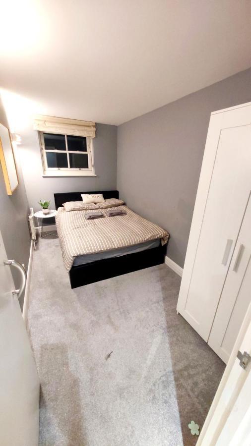 Amazing Flat Near South Kensington - 2 To 3 Bedrooms Londra Esterno foto